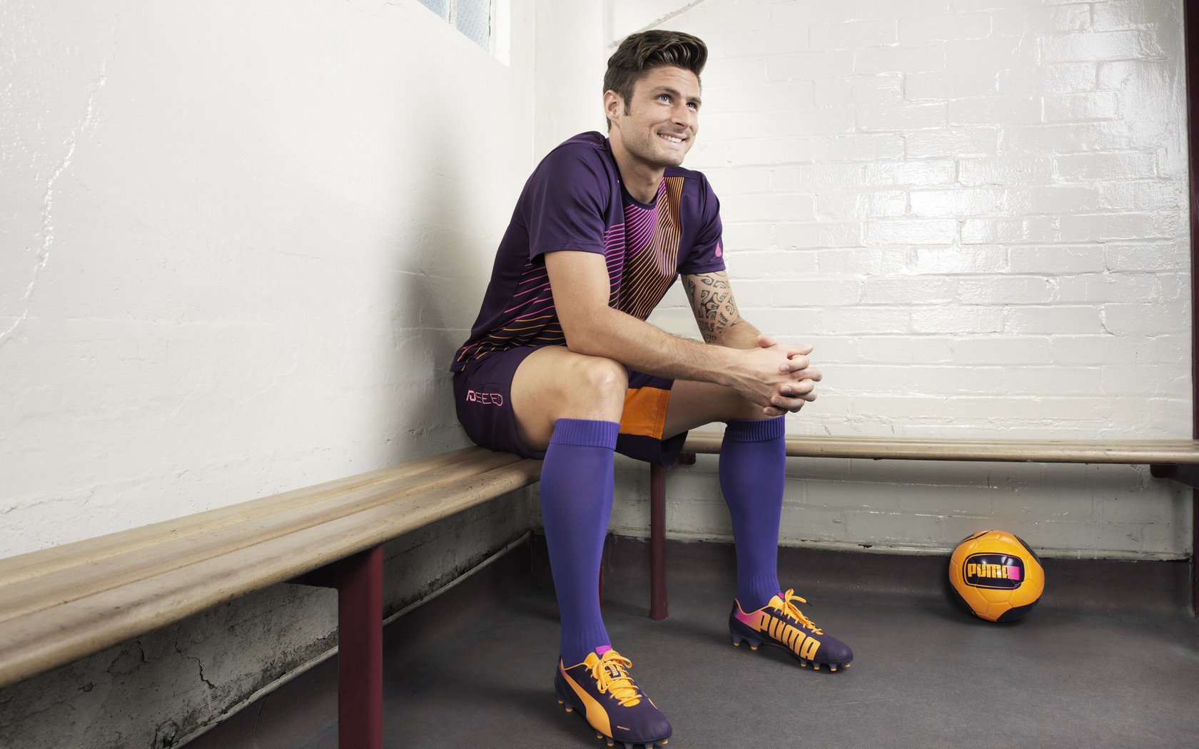 保利斯塔防守端表现稳固，啊苏保利斯塔